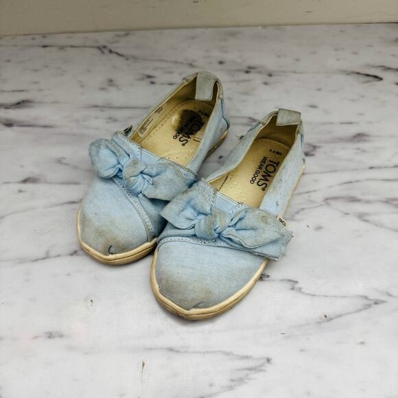 TOMS Blue Bow Slip On Shoes Toddler Girls Size 7 - Picture 1 of 8